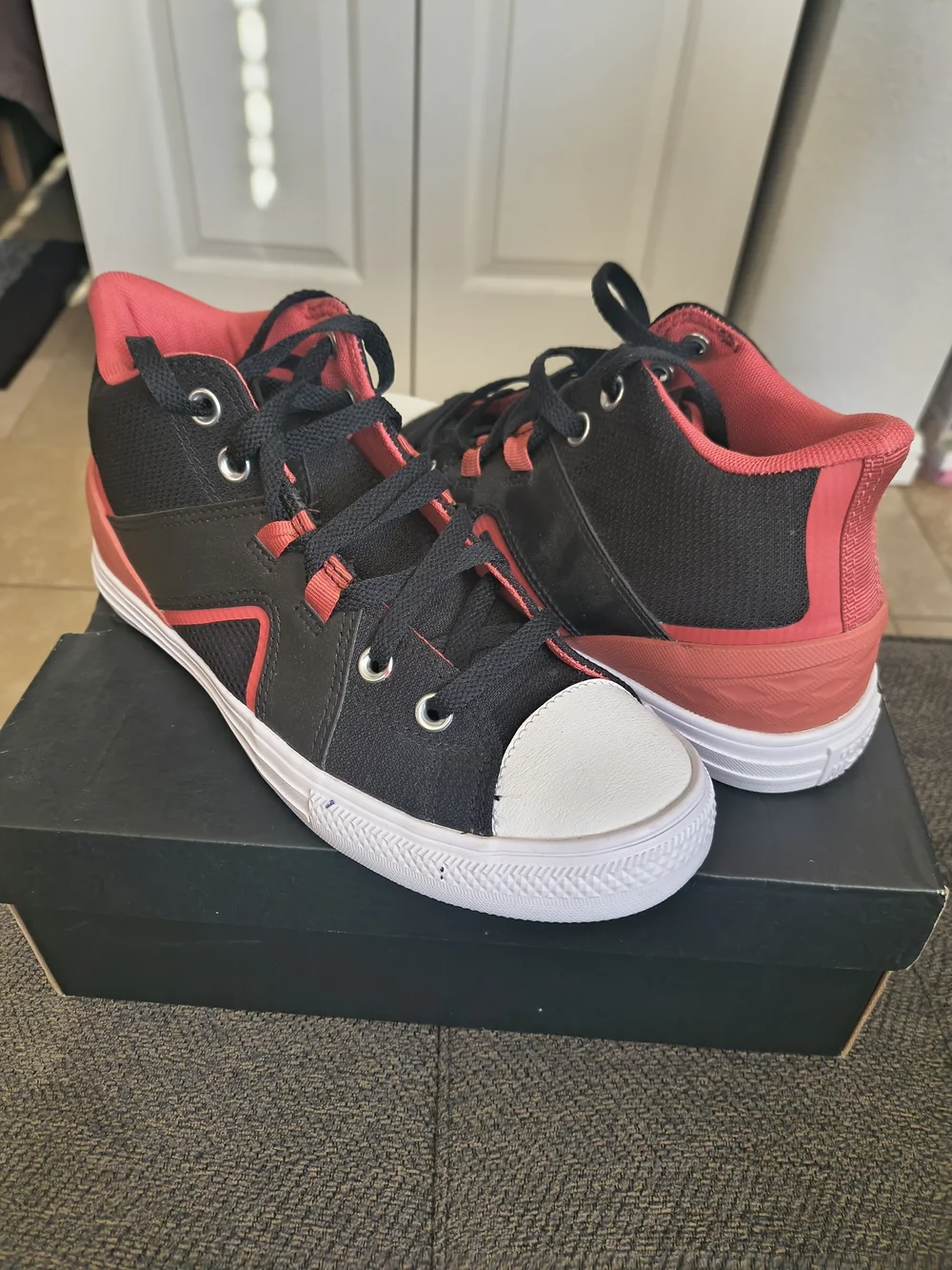 Converse bold black